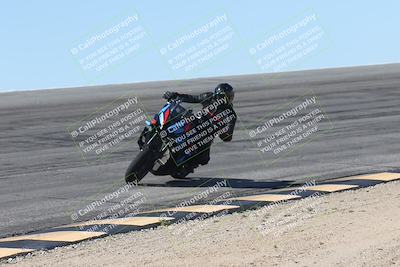 media/Oct-13-2025-Moto Forza (Mon) [[a66d839500]]/4-C Group/Session 2 (Bowl)/